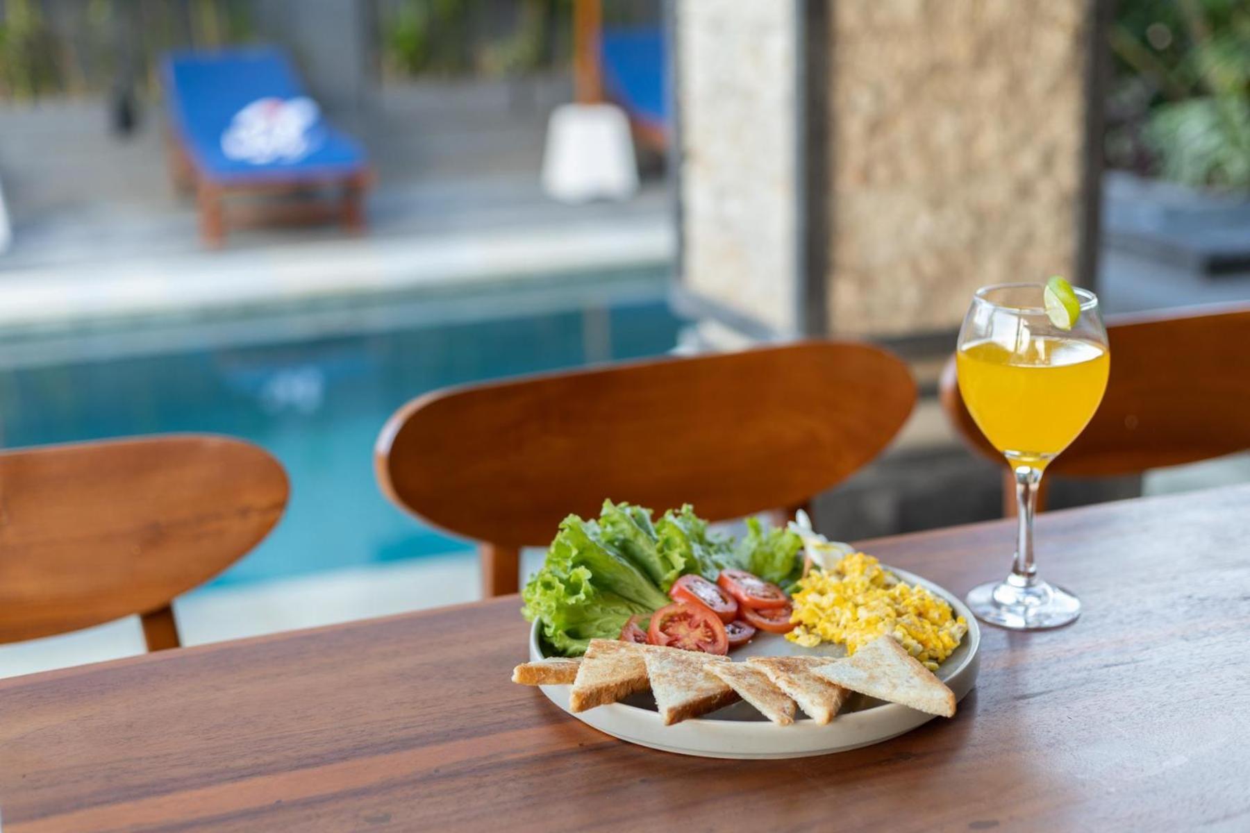 Phoenix Bed And Breakfast 4 Canggu Buitenkant foto